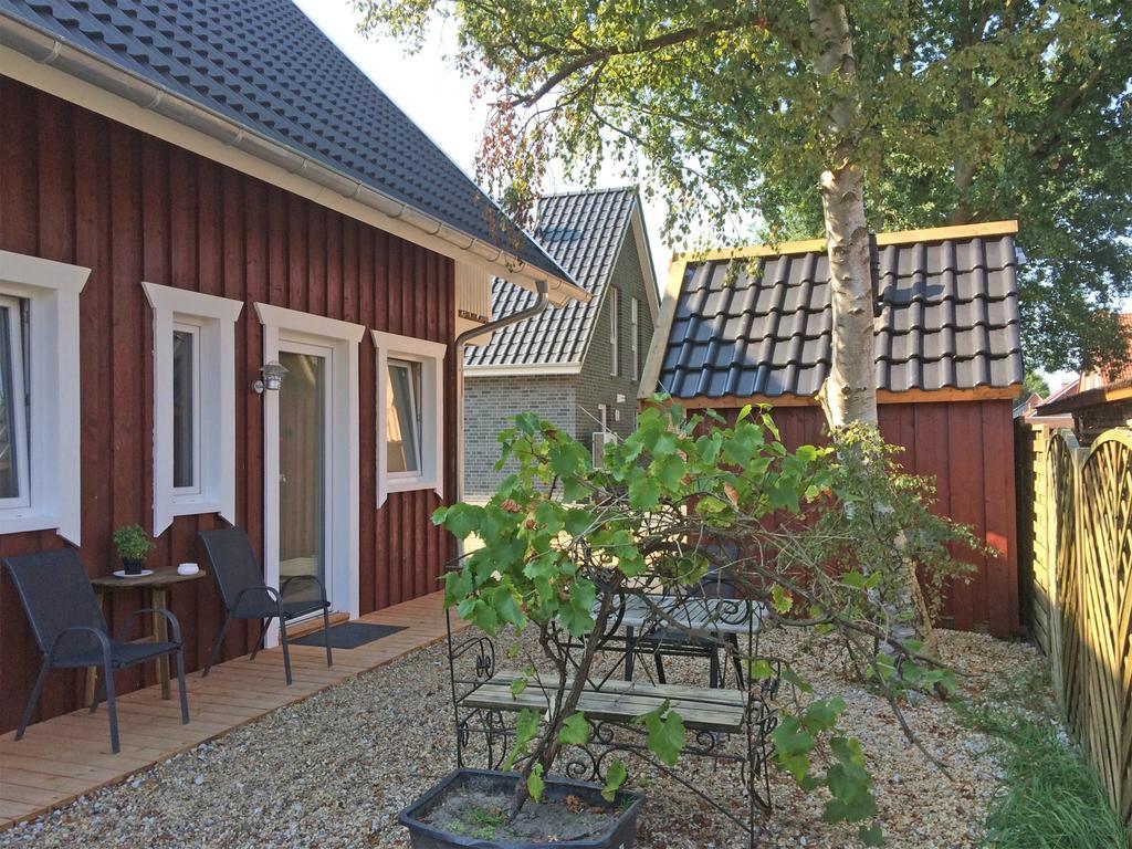 Ferienwohnungen Im Schwedenstil Papenburg Exteriör bild